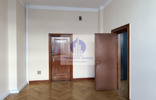 Śródmieście: lokal biurowy 44,76 m2 na wynajem