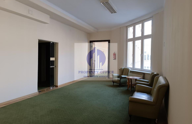 Śródmieście: lokal biurowy 44,76 m2 na wynajem
