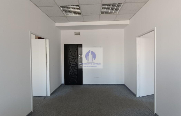 Praga Północ : lokal biurowy 68,72 m2 na wynajem