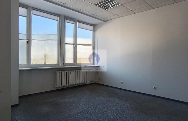 Praga Północ : lokal biurowy 68,72 m2 na wynajem