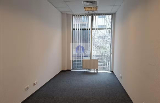 Mokotów: lokal biurowy 21,42m2 na wynajem