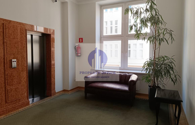 Śródmieście: lokal biurowy 130 m2 na wynajem