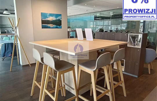 Śródmieście: biurko w coworkingu na wynajem
