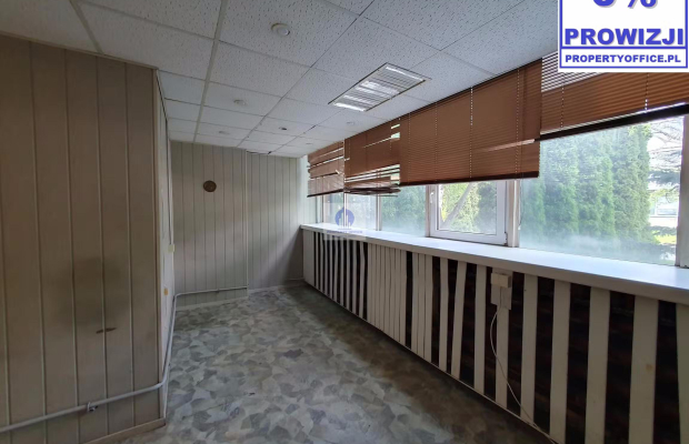 Bielany: magazyn 38,85 m2 do wynajęcia