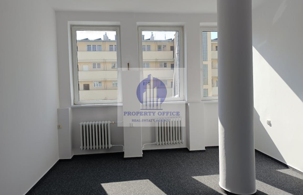 Śródmieście: lokal biurowy 16,88 m2 do wynajęcia