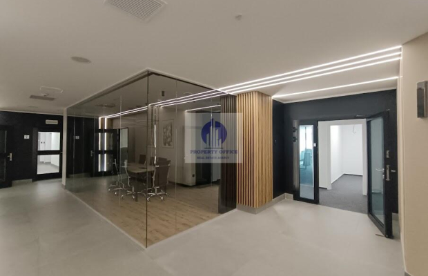 Śródmieście: lokal biurowy 221,21 m2 do wynajęcia