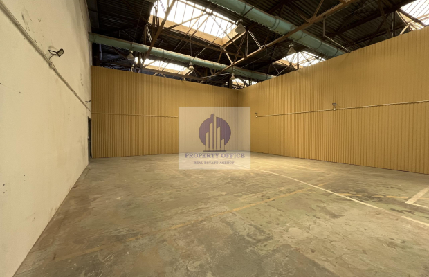 Bielany: lokal magazynowy 193,85m2 na wynajem