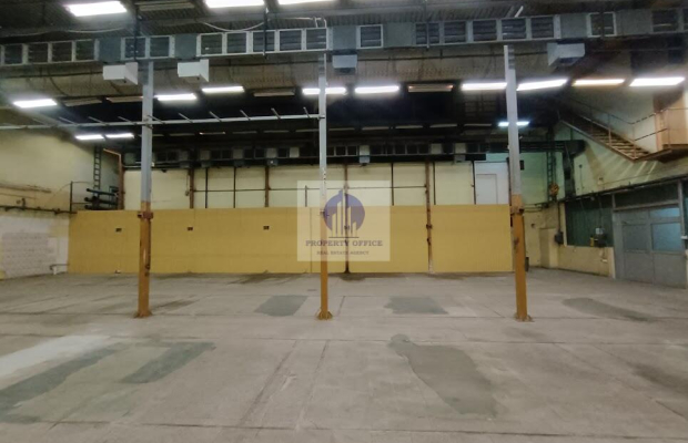 Bielany: magazyn 599,30 m2 na wynajem