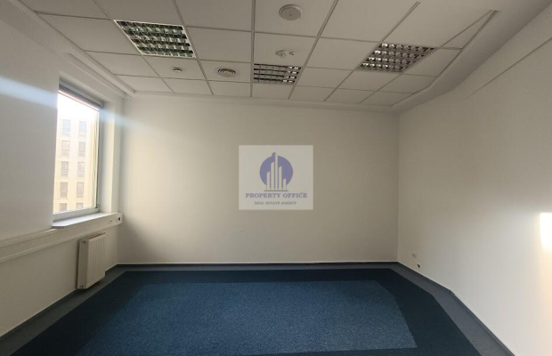Praga Południe: lokal biurowy 27,50 m2 na wynajem