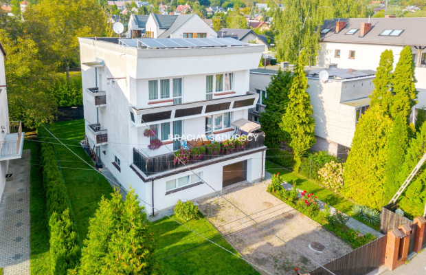  ATRAKCYJNY DOM W ZNAKOMITEJ LOKALIZACJI 