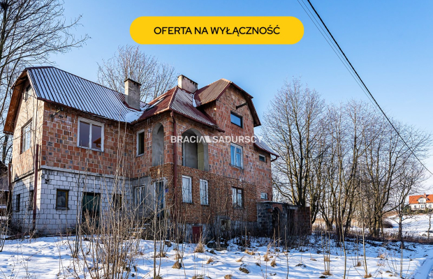 Dom na dużej działce- Łuczyce