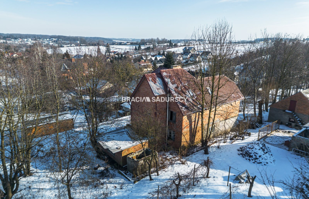 Dom na dużej działce- Łuczyce