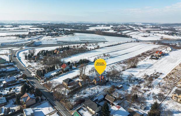 Dom na dużej działce- Łuczyce