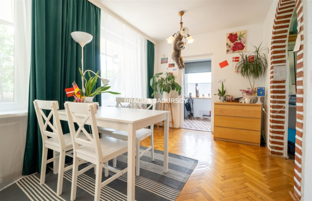 Dom z atrakcyjną działką, Karniowice 