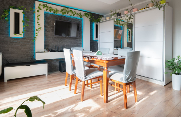 Wieliczka, dom w zabudowie szeregowej z działką 