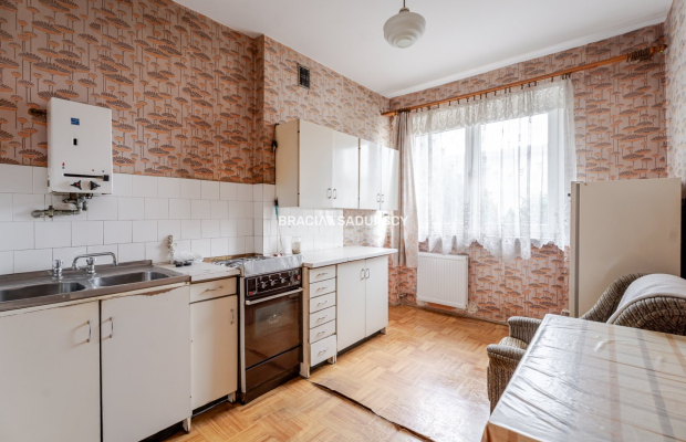 Dom wolnostojący w doskonałej lokalizacji 