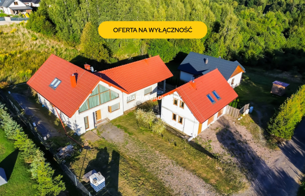 Nowoczesny dom z odzielnym garażem- Zawada