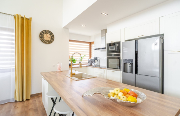 Nowoczesny dom z odzielnym garażem- Zawada