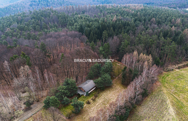 Pięknie położony przy lesie budynek mieszkalny
