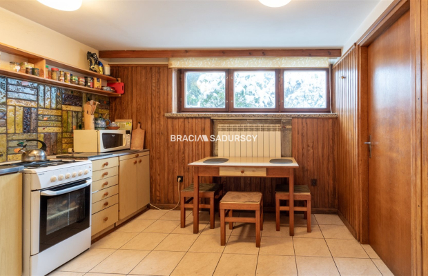 Łysa Góra, przestronny dom z potencjałem, 9 arów