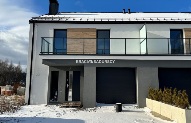 Nowoczesny bliźniak z garażem i działką 7ar