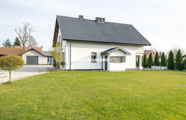 Dom jednorodzinny 138 m² – piękna działka 18 a