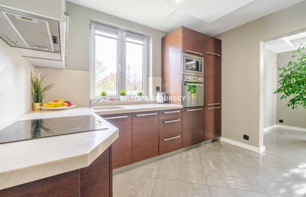 Dom jednorodzinny 138 m² – piękna działka 18 a