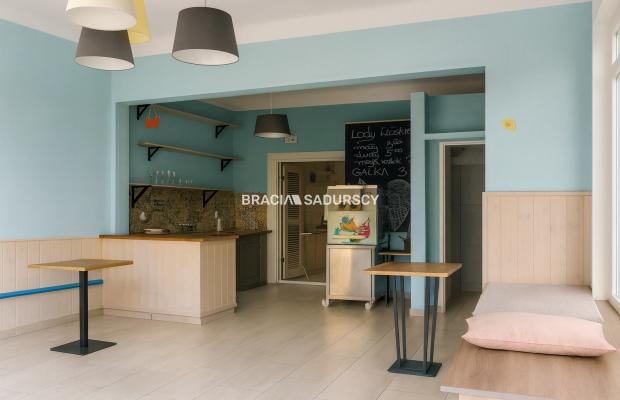 Dom 90m z Lokalem usługowym Rynek Bodzentyn