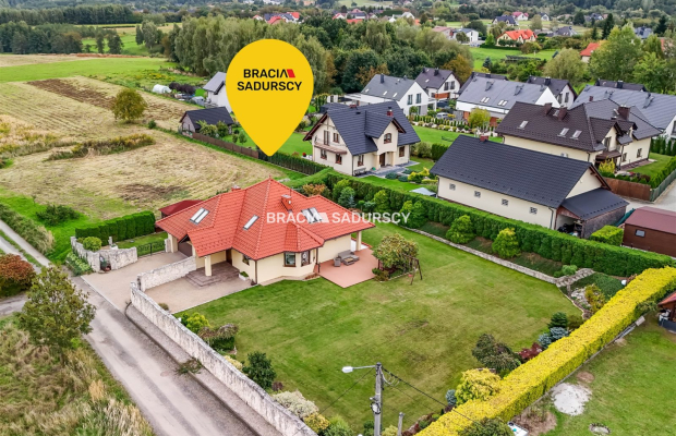 Komfortowy dom pod Wieliczką na dużej działce