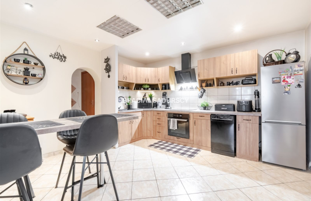 4 niezależnie miszkania / świetna lokalizacja