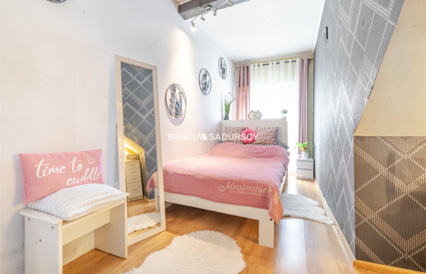 4 niezależnie miszkania / świetna lokalizacja