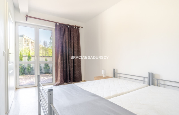 4 niezależnie miszkania / świetna lokalizacja