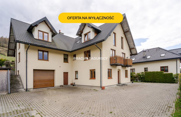 Dom wielorodzinny / pensjonat / Powroźnik