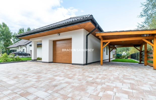 Nowoczesny parterowy dom wolnostojący Węgrzce 