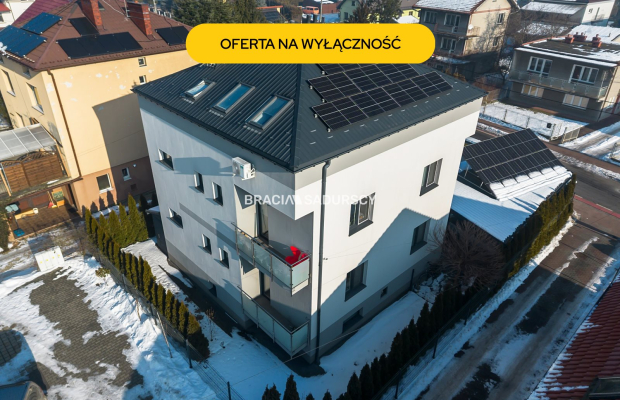 Budynek z 6 niezależnymi apartamentami.