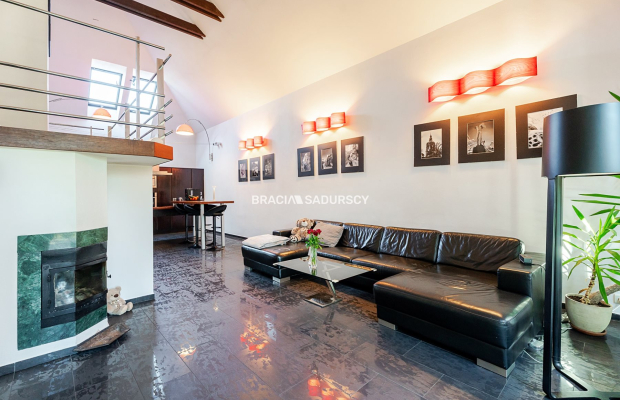 Dom Lusina, Mogilany