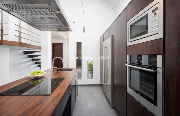 Dom Lusina, Mogilany