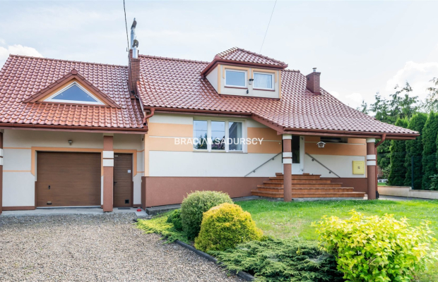 Dom z dużą działką budowlaną k. Niepołomic