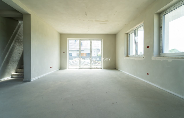 Dom, Przeginia Narodowa, Liszki, Czernichów