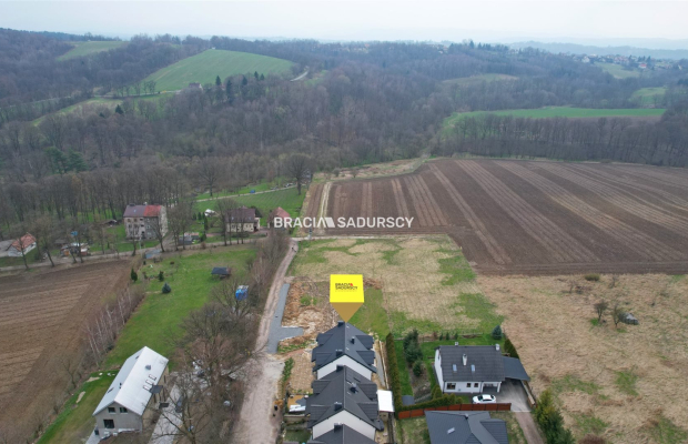 Konary, gm. Mogilany. Nowo wybudowany dom