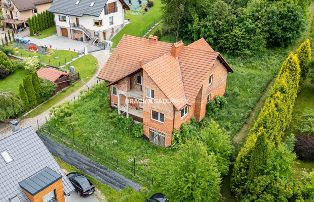 Dom wolnostojący na 7 arowej w Myślenicach 