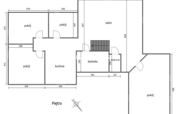 Dom z pięknym ogrodem i budynkiem usługowym