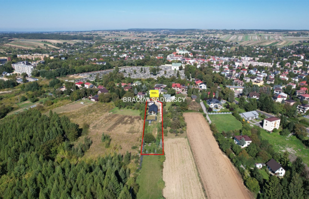 Biuro Nieruchomości Bracia Sadurscy prezentuje na sprzedaż nowoczesny, energooszędny dom wolnostojący o wysokim standardzie wyk