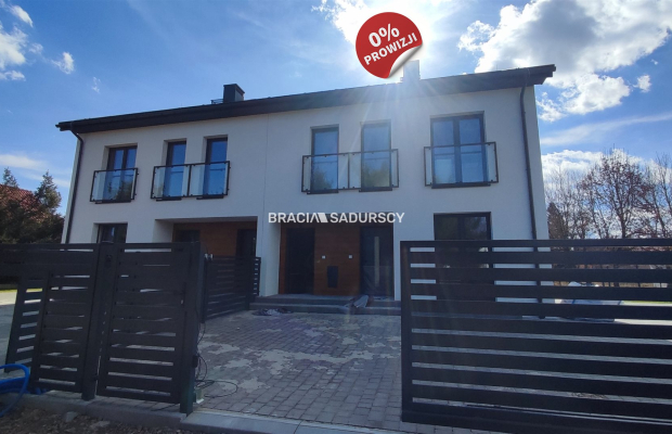 Mam przyjemność zaoferować Państwu mieszkanie w domu typu bliźniak w pięknej, cichej okolicy w miejscowości Borek Szlachecki po