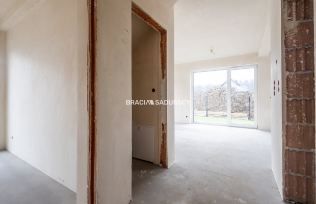 Dom w stanie deweloperskim, gotowy do zakupu