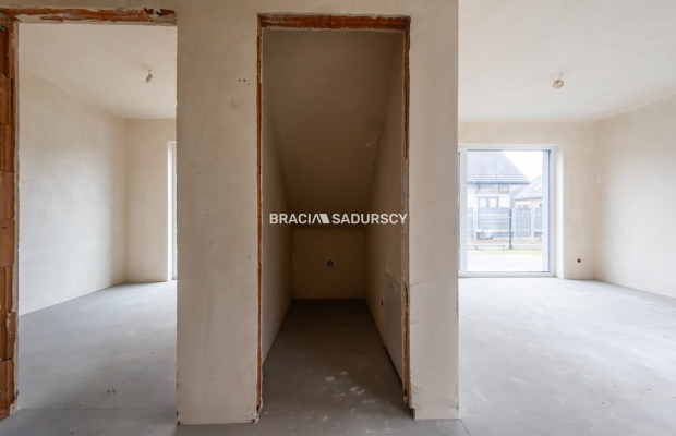 Dom w stanie deweloperskim, gotowy do zakupu