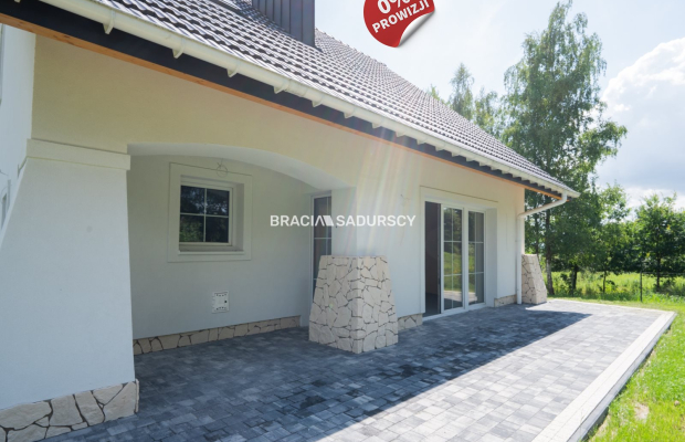 Na sprzedaż piękny wolnostojący dom w Dąbrowie Szlacheckiej, Wołowice.  
 
Stan deweloperski. 
Wykonany według projektu Bella S