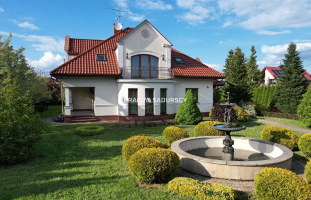 Gustowny dom rezydencyjny