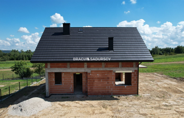 Dom w Brzezince, gm Brzeźnica