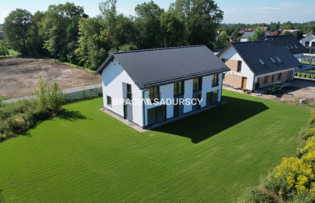 Dom w zabudowie blizniaczej, Lubocza, Kraków